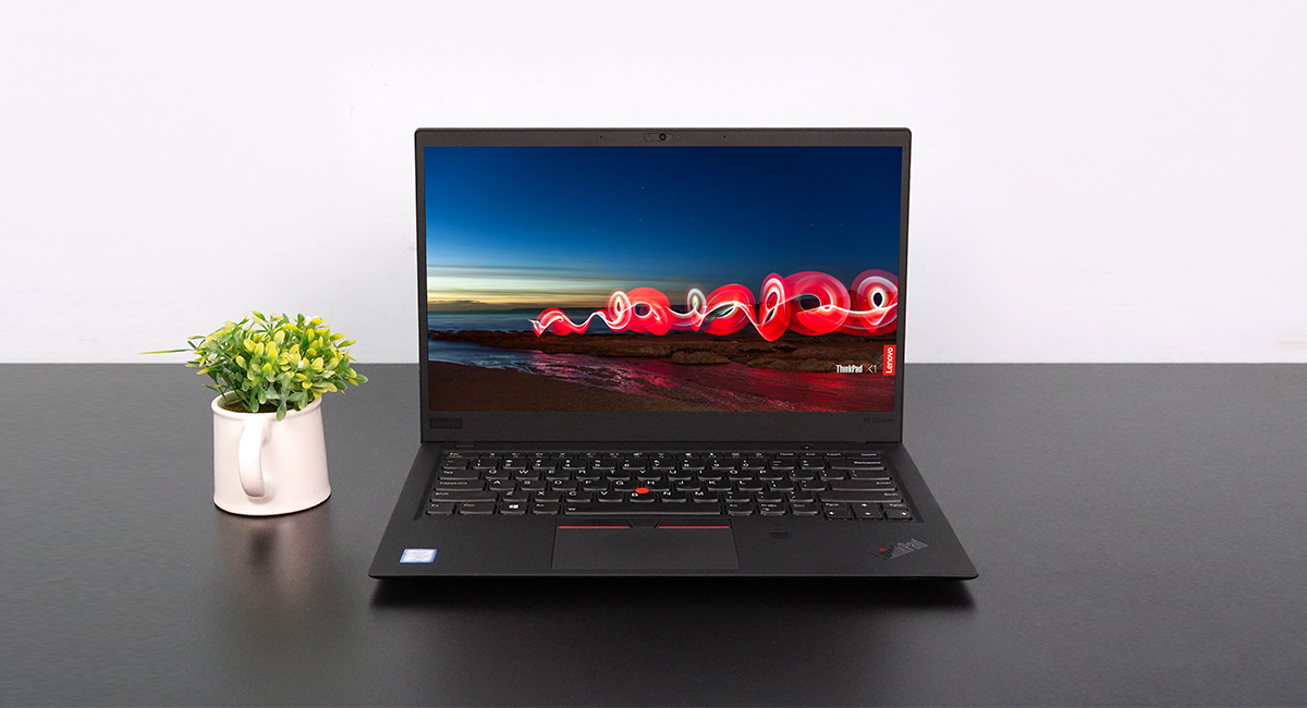 Lenovo ThinkPad X1 Carbon (Gen 6) | Core i5 8350u | Ram 8GB | SSD