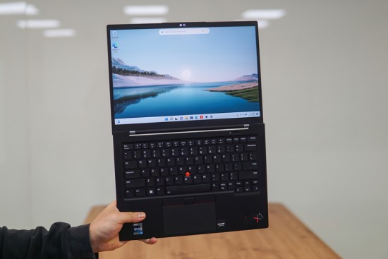 Lenovo ThinkPad X1 Carbon Gen 10 | Core I5 1240P | Ram16Gb | SSD 512GB | 14inch2K